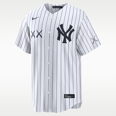 NK+MLB+x+KAWS+Yankees+Collab+J.png